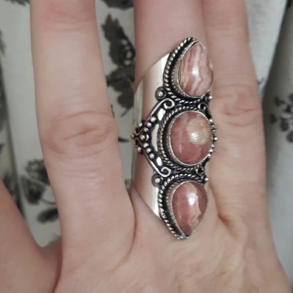 New Rhodochrosite 925 Silver Statement Ring. - Picture 4 of 16